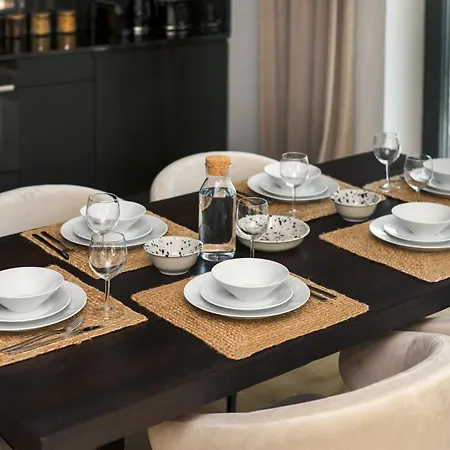 3-bedroom Luxurious With View Апартаменты