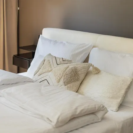 3-bedroom Luxurious With View Варшава