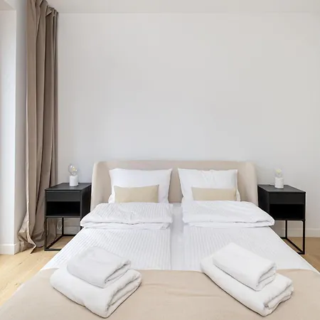 Апартаменты 3-bedroom Luxurious With View *