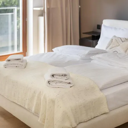 Апартаменты 3-bedroom Luxurious With View
