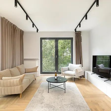3-bedroom Luxurious With View * Warsaw