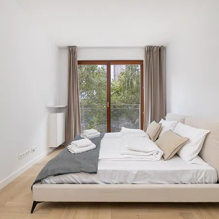 3-bedroom Luxurious With View Апартаменты Варшава